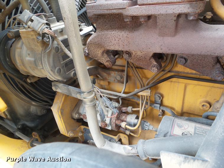 image for item DZ9301 2003 John Deere 310SG backhoe