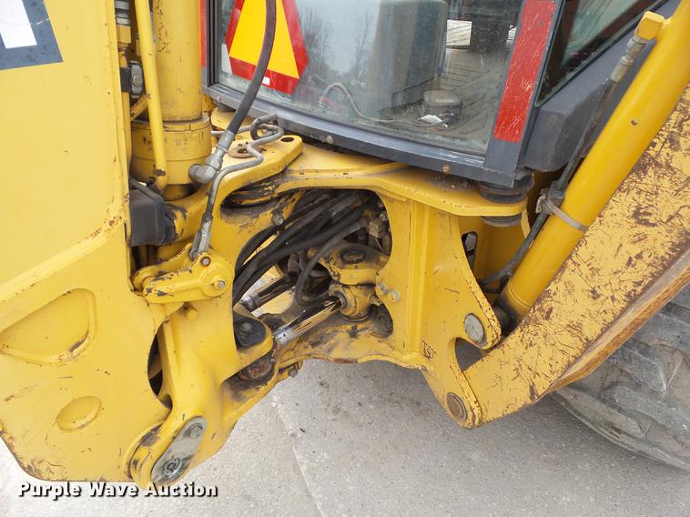 image for item DZ9301 2003 John Deere 310SG backhoe