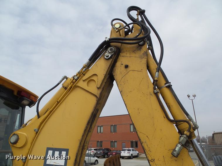 image for item DZ9301 2003 John Deere 310SG backhoe