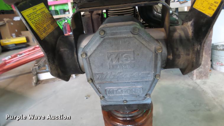 image for item EA9989 Mikasa MT-60HS plate compactor