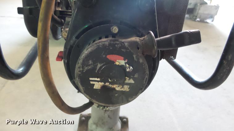 image for item EA9989 Mikasa MT-60HS plate compactor