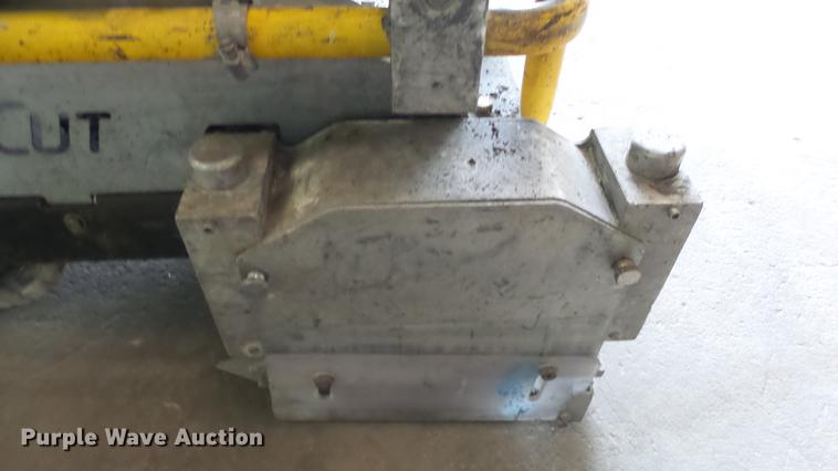 image for item EA9990 Soff Cut X-2000 concrete saw