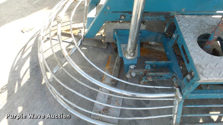 image for item EA9991 Bartell TS96 power trowel