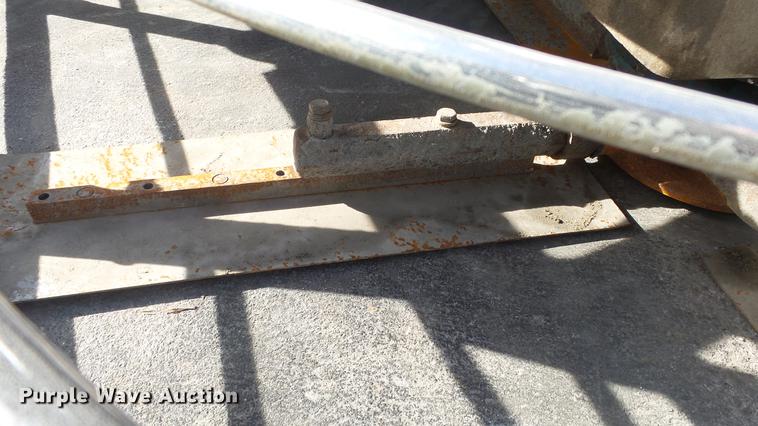 image for item EA9991 Bartell TS96 power trowel