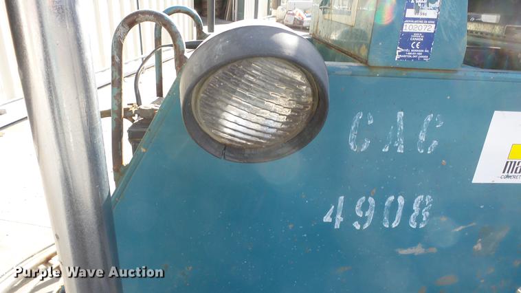 image for item EA9992 Bartell TS96 power trowel