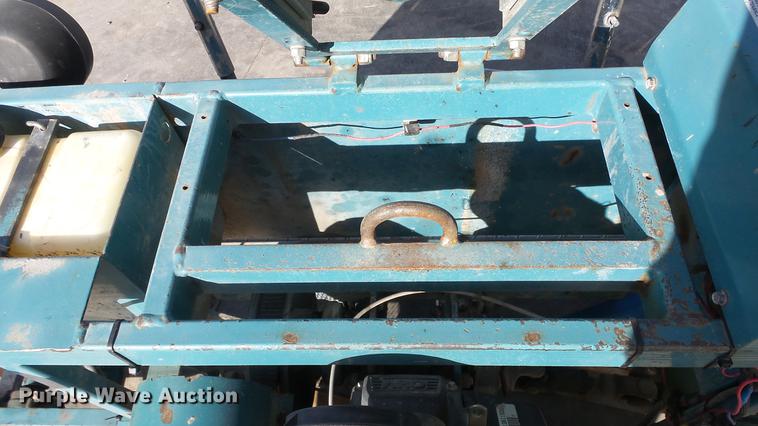 image for item EA9992 Bartell TS96 power trowel