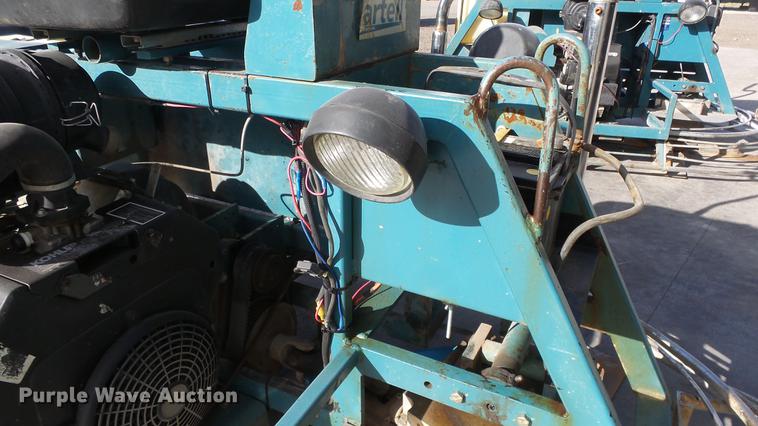 image for item EA9992 Bartell TS96 power trowel