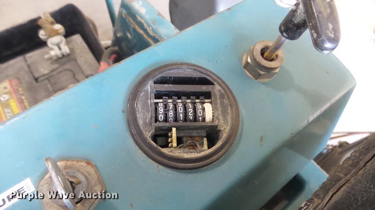 image for item EA9993 Bartell TS96 power trowel