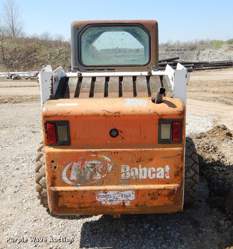 image for item EC9302 2002 Bobcat 763 skid steer