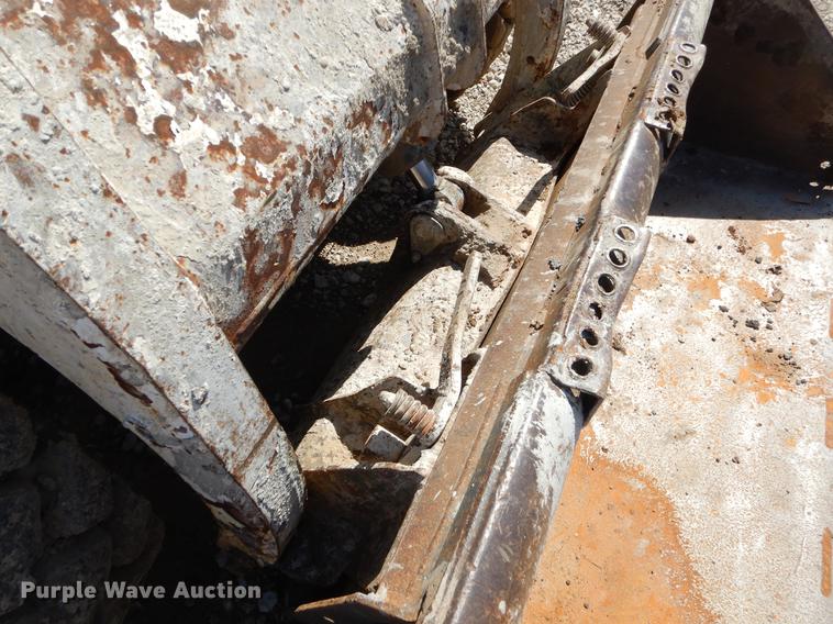image for item EC9302 2002 Bobcat 763 skid steer