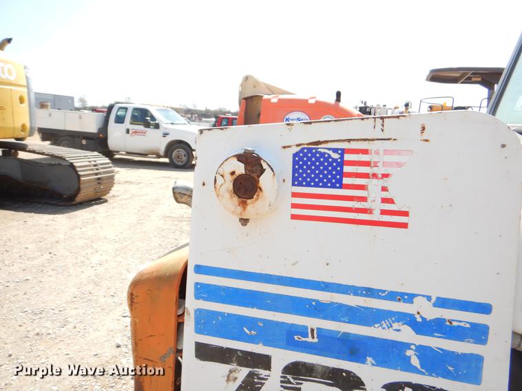 image for item EC9302 2002 Bobcat 763 skid steer