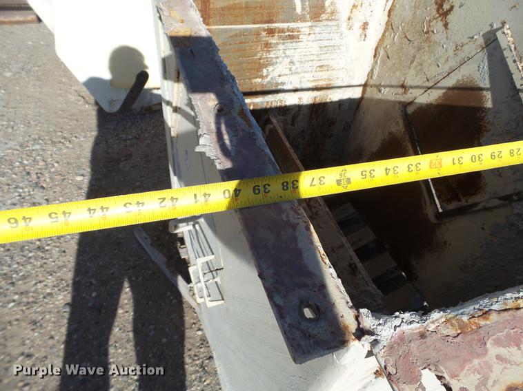 image for item EI9558 Conveyor collection hopper