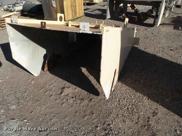 image for item EI9558 Conveyor collection hopper