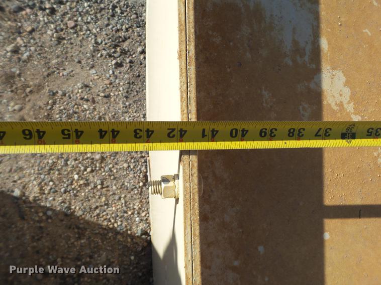 image for item EI9558 Conveyor collection hopper