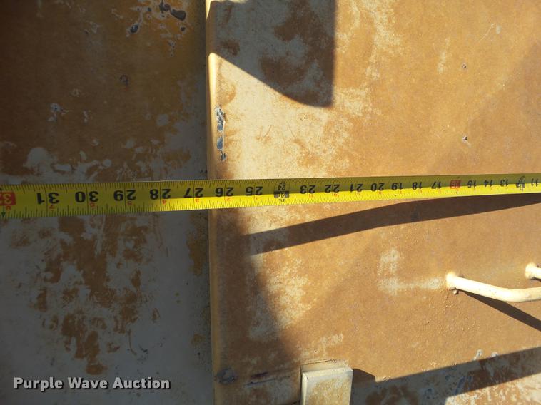 image for item EI9558 Conveyor collection hopper