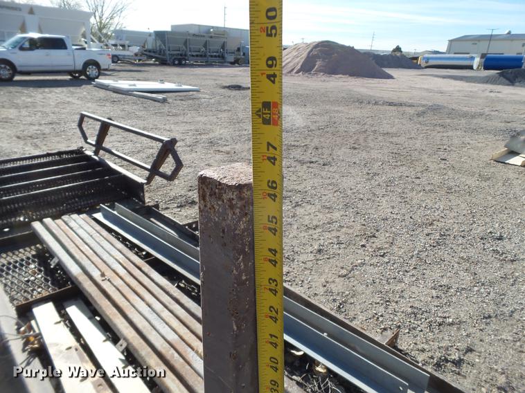 image for item EI9558 Conveyor collection hopper