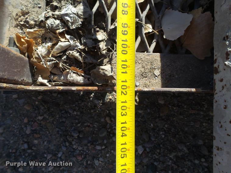 image for item EI9558 Conveyor collection hopper