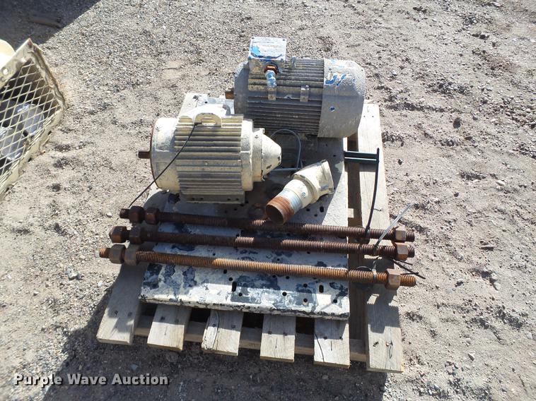 image for item EI9561 Rotating bracket