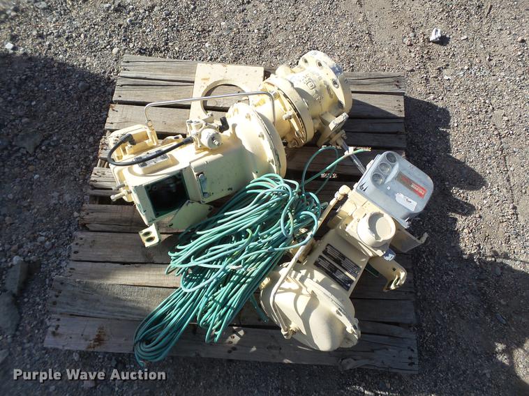 image for item EI9561 Rotating bracket