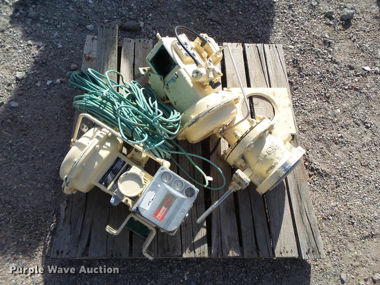 image for item EI9561 Rotating bracket