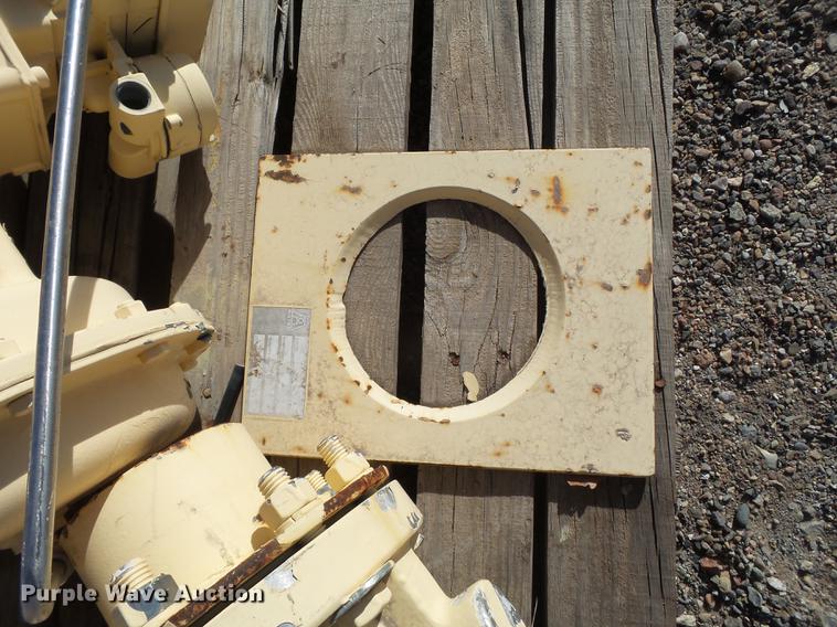 image for item EI9561 Rotating bracket