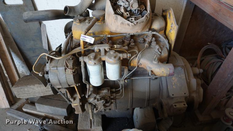 image for item EJ9288 International four cylinder diesel engine