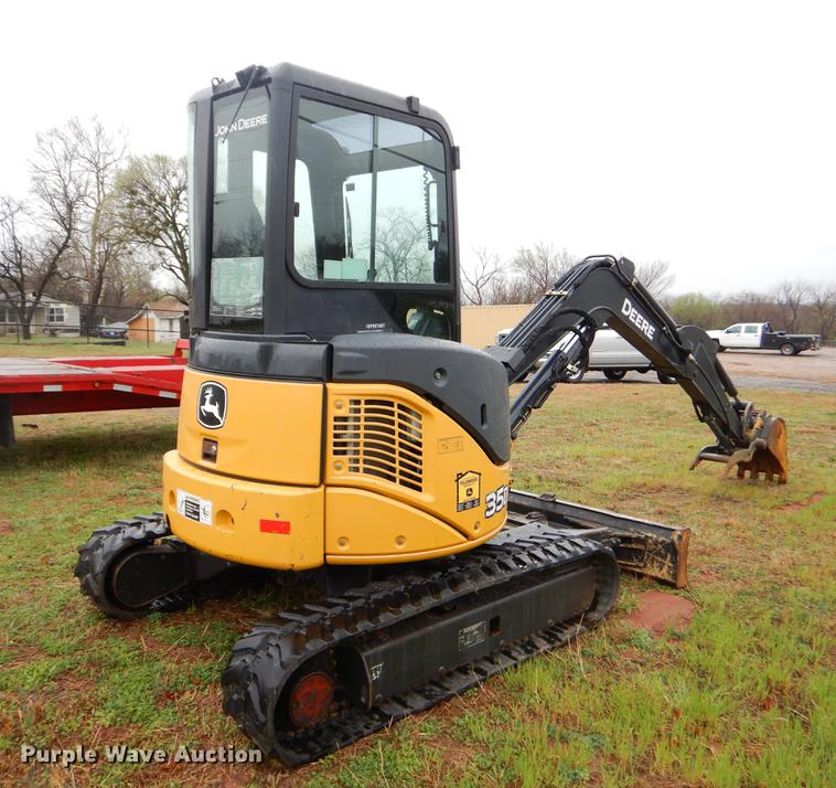 image for item EJ9880 2013 John Deere 35D mini excavator