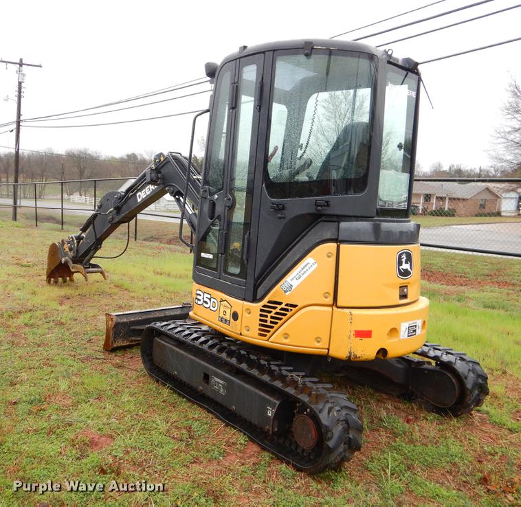 image for item EJ9880 2013 John Deere 35D mini excavator