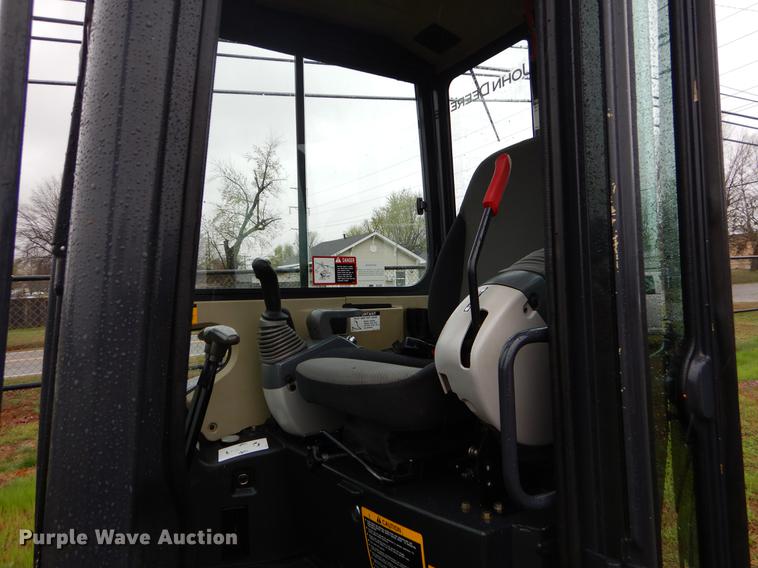 image for item EJ9880 2013 John Deere 35D mini excavator