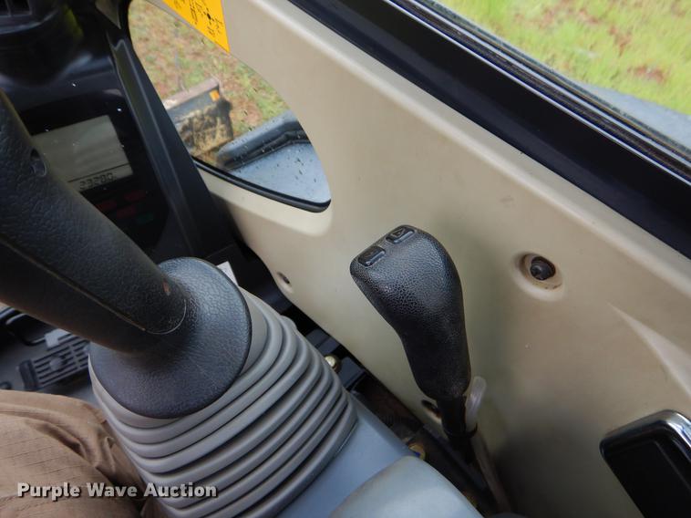 image for item EJ9880 2013 John Deere 35D mini excavator