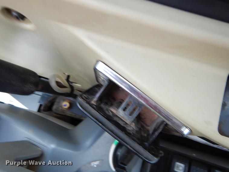 image for item EJ9880 2013 John Deere 35D mini excavator