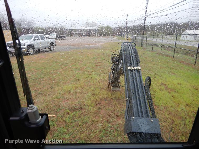 image for item EJ9880 2013 John Deere 35D mini excavator