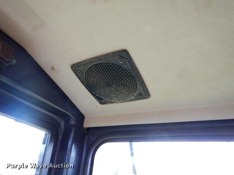 image for item EJ9880 2013 John Deere 35D mini excavator