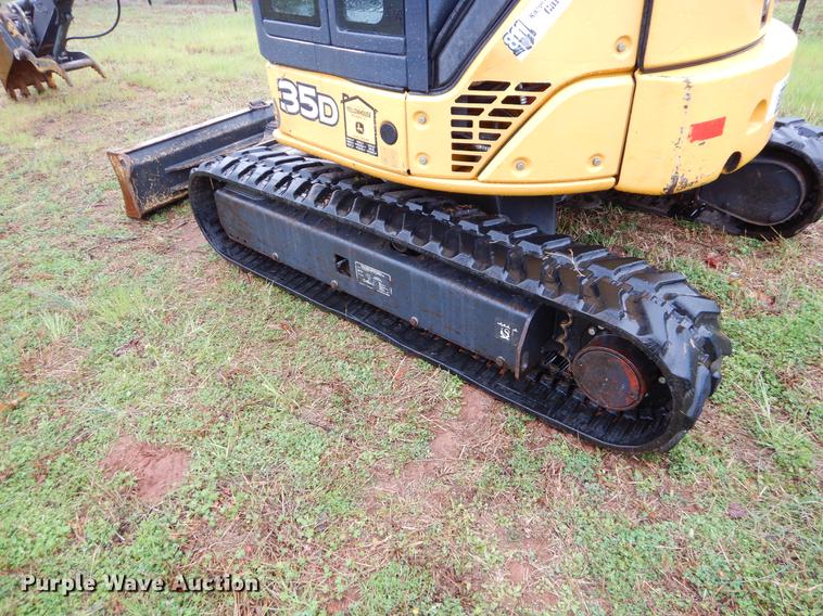 image for item EJ9880 2013 John Deere 35D mini excavator