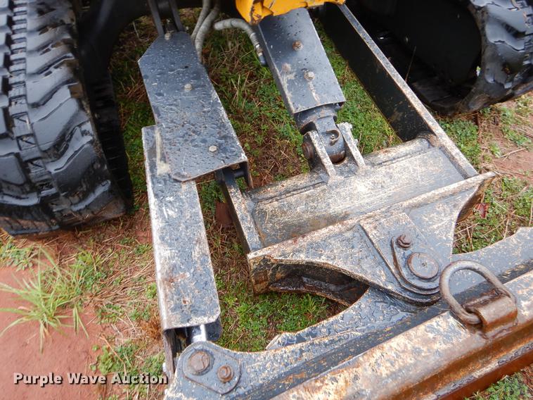 image for item EJ9880 2013 John Deere 35D mini excavator