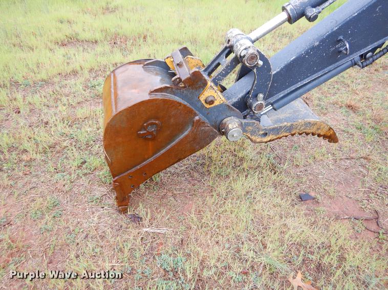 image for item EJ9880 2013 John Deere 35D mini excavator