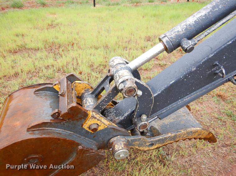 image for item EJ9880 2013 John Deere 35D mini excavator