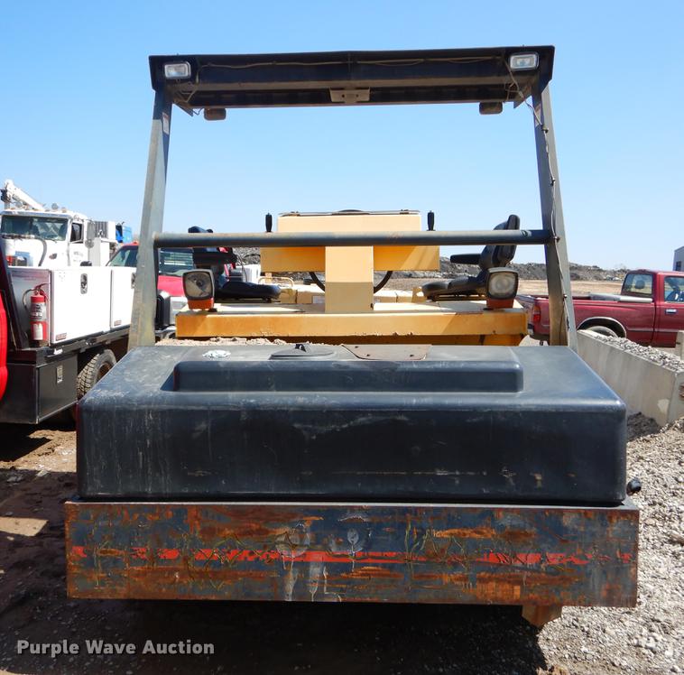 image for item EJ9901 Hypac C778B vibratory double drum roller