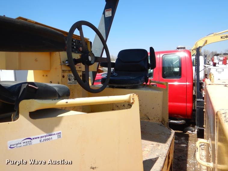 image for item EJ9901 Hypac C778B vibratory double drum roller