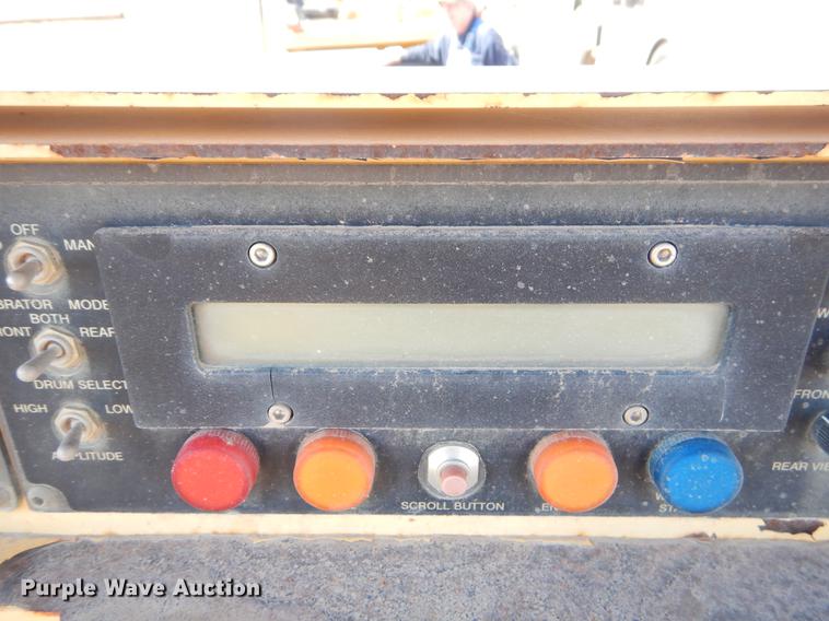 image for item EJ9901 Hypac C778B vibratory double drum roller