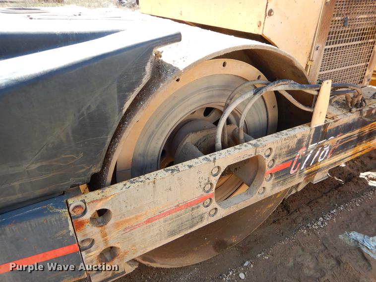 image for item EJ9901 Hypac C778B vibratory double drum roller