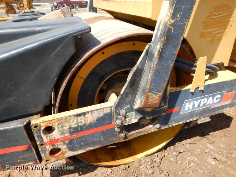 image for item EJ9904 Hypac C778B vibratory double drum roller