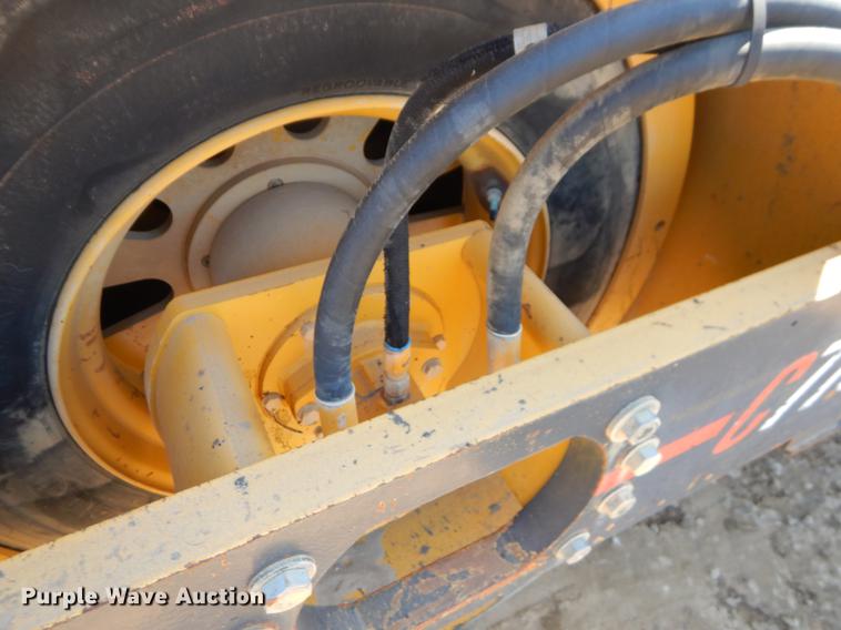 image for item EJ9904 Hypac C778B vibratory double drum roller