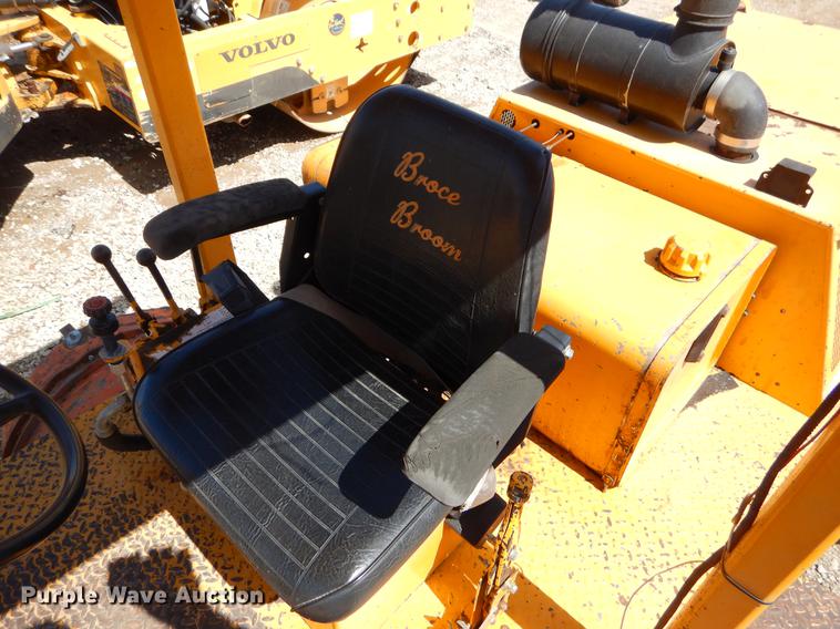 image for item EJ9908 2000 Broce RJ-350 broom