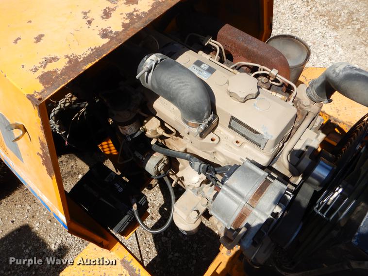 image for item EJ9908 2000 Broce RJ-350 broom