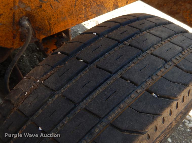 image for item EJ9908 2000 Broce RJ-350 broom