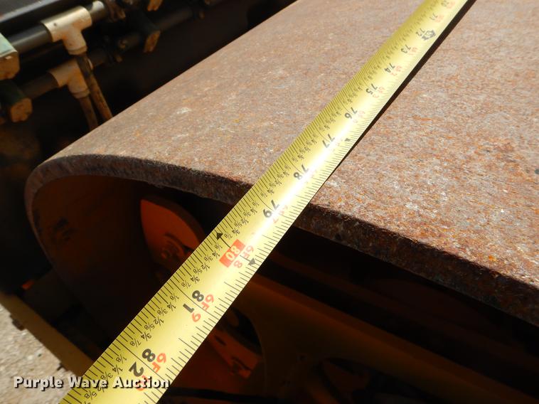 image for item EJ9909 Volvo DD118HF vibratory double drum roller