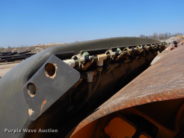 image for item EJ9909 Volvo DD118HF vibratory double drum roller