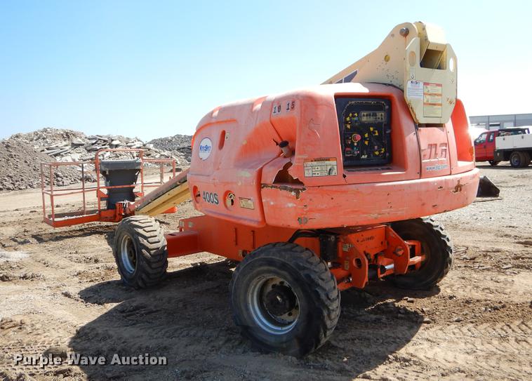 image for item EJ9911 2008 JLG 400S boom lift