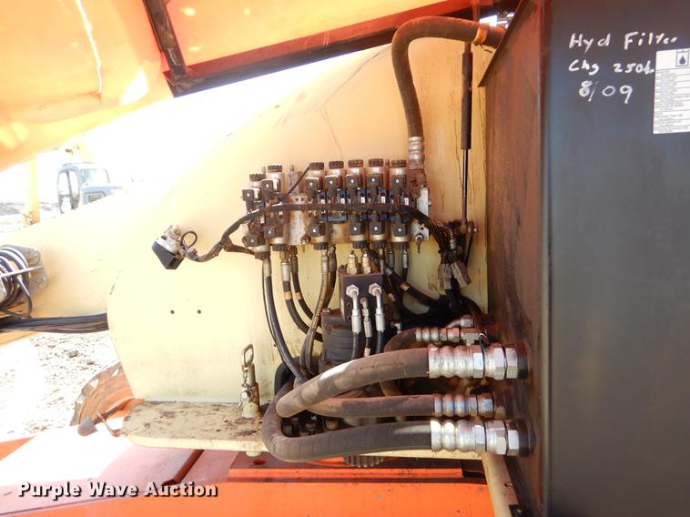 image for item EJ9911 2008 JLG 400S boom lift